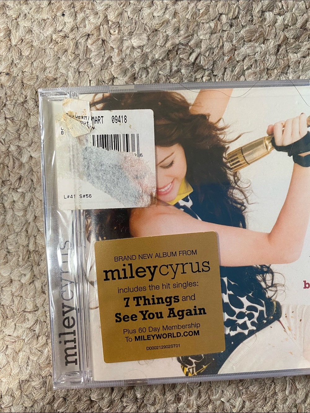 Miley Cyrus & Max Azria Breakout CD - White/Cream Cover - Picture 4 of 4